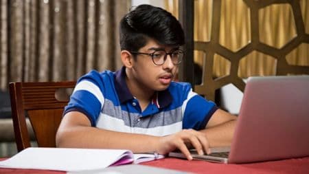 How to prepare for JEE Main 2025 at home