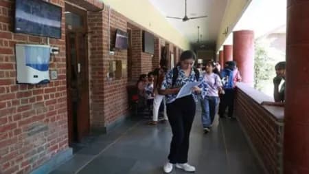 DU Admissions: Spot round-I admissions schedule out, application process to begin on Sep 18