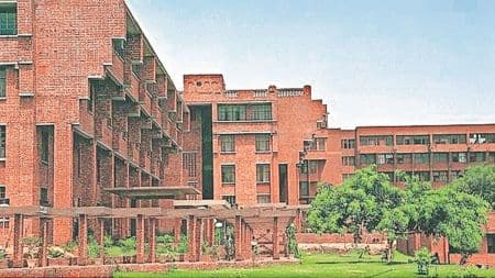 JNU to teach Indian knowledge traditions across all disciplines