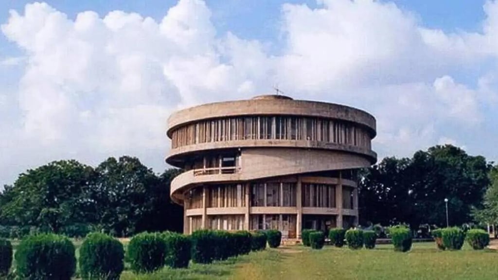 7. Panjab University, Chandigarh Panjab University has successfully managed to remain in the list of top 10 pharmacy colleges in India by securing rank 7th in NIRF ranking 2024.