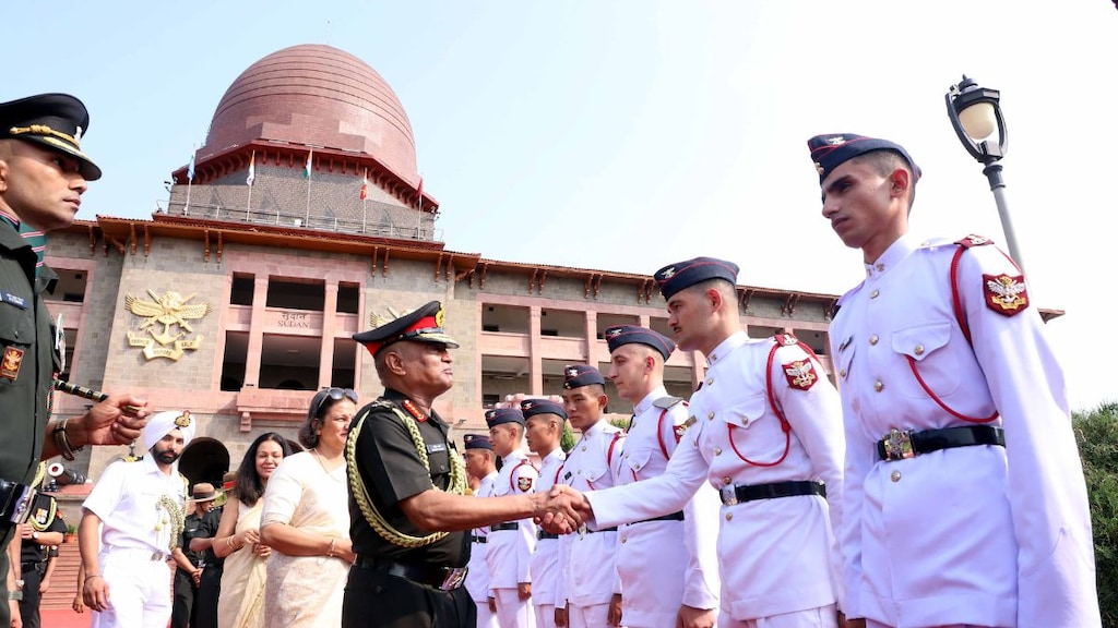 UPSC NDA & NA The UPSC NDA & NA exam is conducted to recruit officers in the National Defense Academy and Naval Academy. The exam is conducted twice a year (UPSC NDA 1 and UPSC NDA 2). Since the exam is held twice in a year, applications open in December and May. Check more details below.Exam Date - UPSC NDA 2 is scheduled to be conducted on September 1, 2024.Official website to apply - upsc.gov.in