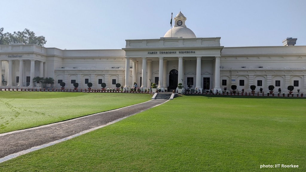 IIT RoorkeeIIT Roorkee shifts slightly in this year' rankings from 5th to 6th, maintaining a strong presence. (Photo: iitr.ac.in)